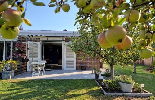 Municipality of Bronckhorst Bed & Breakfast | De Remise