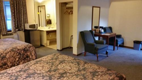 Garberville Resort | Dean Creek Resort