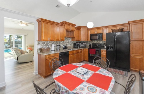 Mill Run House | Debany Staycation near Disney