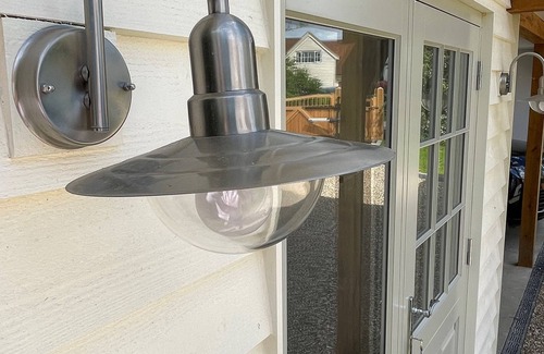 Howlett End Cottage | Debussys Guest House - 2 bed and 2 bathroom, near Saffron Walden