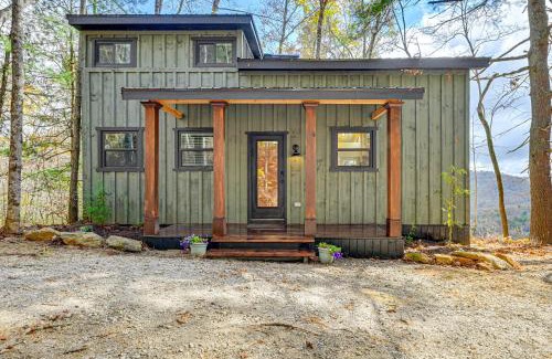 Mountain City House | Deck and Fire Pit Mtn-View Cabin in Rabun Gap
