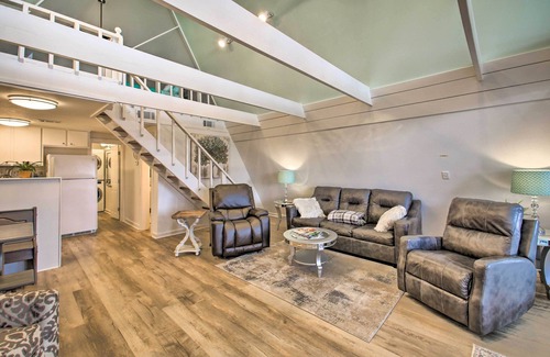 Lake Hamilton Cabin | Deck, Boat Slip + Views: Lake Hamilton Cabin!