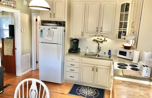 Telogia Cottage | DEEP last minute reduction in Nov '25! Clean/charming, unbeatable outdoor spaces