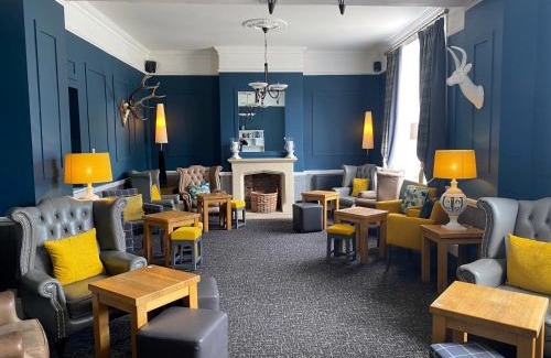 Market Deeping Hotel | Deeping Stage