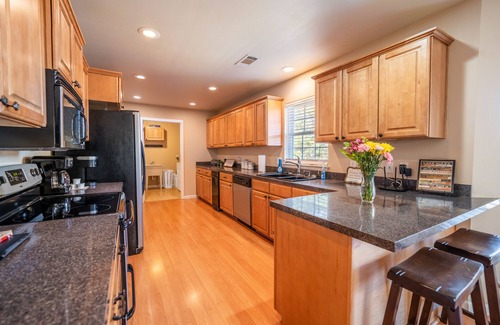 Bismarck House | DeGray Getaway - At the door steps to DeGray Lake Resort State Park