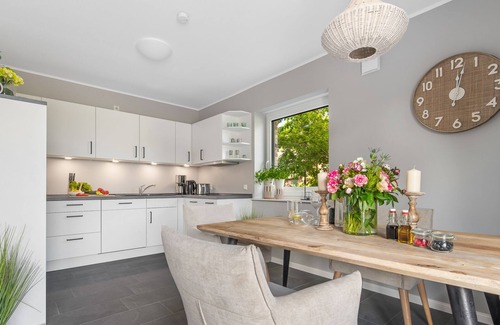 Osterhever House | Deichlöpper - close to the North Sea, terrace, sauna, stylish, modern