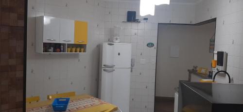 Guilhermina Apartment | Deixe seu carro na garagem e curta tudo a pé!