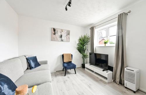 Newham Apartment | Delight Apartment, Close to Excel, London City Airport & O2!