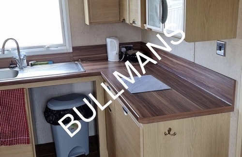 Clacton-on-Sea House | Delightful 3 bed caravan on VALLEY FARM Clacton-on-sea