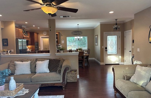 Citrus Heights House | Delightful and Beautiful Home and Garden