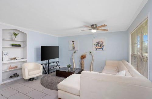 Iowa Apartment | Delightful Apartment in Iowa, LA - Apartment 4