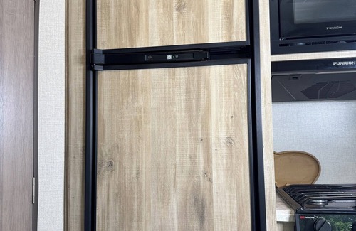 Murrells Inlet House | Delightful Camper RV with AC in charming Murrells Inlet - walk to restaurants