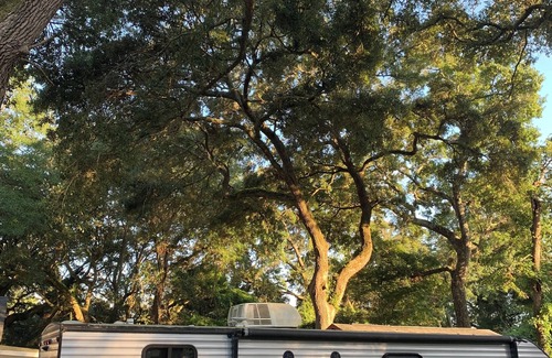 Murrells Inlet House | Delightful Camper RV with AC in charming Murrells Inlet - walk to restaurants