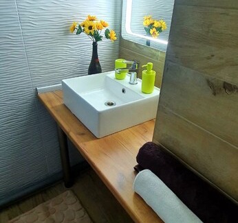 Dnipro Apartment | 💫 Delightful LOFT in city center