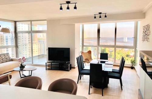 Tumba Vieja Apartment | Delightful Ocean View Apartment - PH Quartier Del Mar