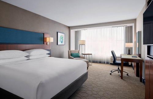 Menomonee Falls Hotel | Delta Hotels by Marriott Milwaukee Northwest