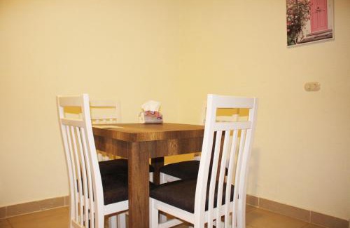 El Hadaba Apartment | Delta Sharm, between Old Market& Naama Bay, center