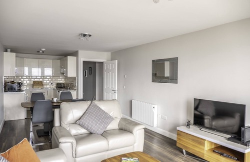 Galway Apartment | Deluxe 2 bedroom Sea View apartment in Salthill, Galway