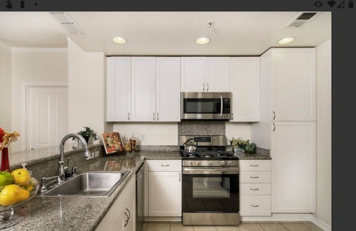 Santa Clara Condo | Deluxe Apt near Levi's Stadium near Restaurant, Safeway, Great America Amusement