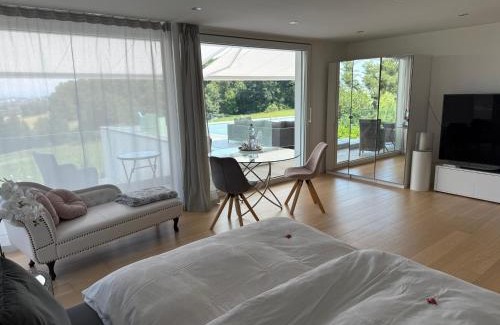 Danikon House | Deluxe Doppelzimmer mit Pool und Aussicht