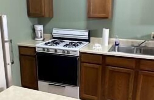 Golconda House | Deluxe Four Bedroom Relaxing Bungalow w/Two Kitchens!