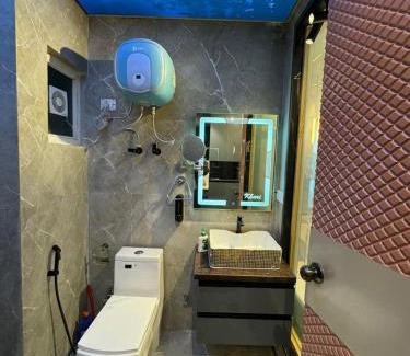 Greater Noida House | DELUXE GUEST HOUSE