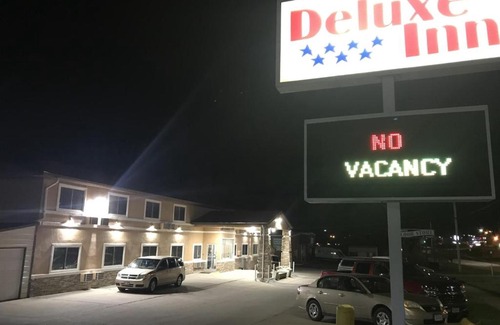 Nebraska City Hotel | Deluxe Inn Nebraska City