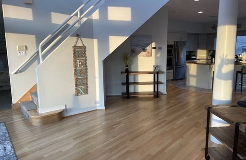 Margate City House | DELUXE Margate Beach Home with POOL, JACUZZI, & Spectacular Bay View - Sleeps 12