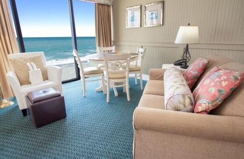 Litchfield by the Sea Apartment | Deluxe Oceanfront King Room 1st Floor