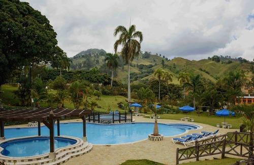 Las Guazaras Apartment | Deluxe Room - 2 Queen Beds with Air Conditioning