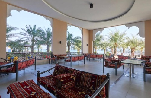 Al-Fujairah Apartment | Deluxe Room Near by Fujairah Corniche