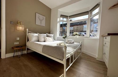 Hull House | Deluxe Stays @ Libra Spaces