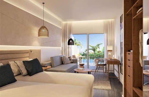 Bahia Calma Apartment | Deluxe Swim-UP Room, private pool, Adults Only, Breakfast and Dinner are included