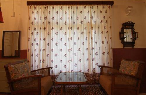 Khajjiar Cabin | Deodar Manor