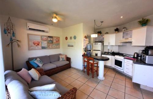 Ixtapa Apartment | Depa con alberca, 10 min caminando playa Ixtapa