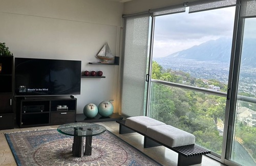 San Pedro Garza Garcia Apartment | Departamento CON Vista Espectacular