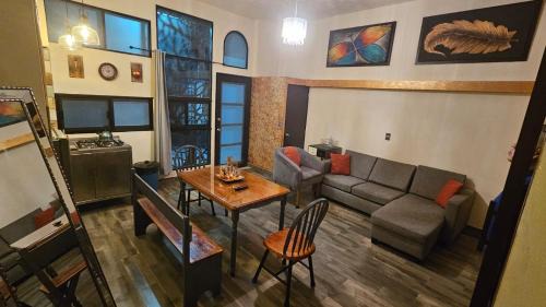 Atlixco Apartment | Departamento Árbol