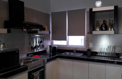 Las Heras Apartment | Departamento BOUTIQUE DE DISEÑADOR " TERRAZA 26 " con Cochera - Vista a la Montaña