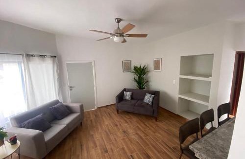 La Salle 2 Apartment | Departamento Maderas