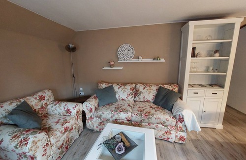 Schwalenberg Apartment | Der "froschkönig" - die Märchenhafte Ferienwohnung