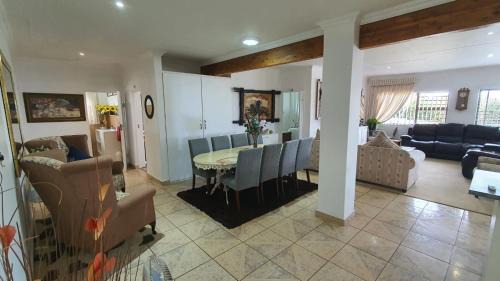 Mossel Bay House | DeRust Danabay Accomodation