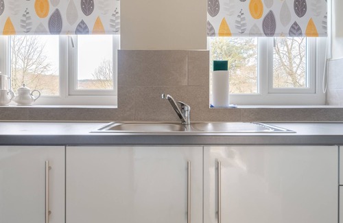 Near Sawrey Apartment | Derwentwater - sleeps 4 guests in 2 bedrooms