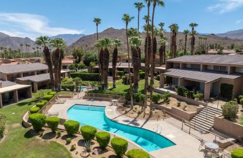 Palm Desert House | Desert Flower- Country Club Condo Pool & Spa