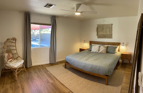 Rita Ranch House | Desert home with pool, fire pit & mountain views