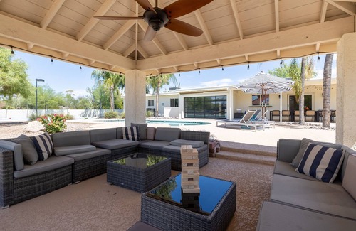 Paradise Valley Village Villa | Desert Oasis by AvantStay | Basketball Court, Volleyball, Pool, & Gazebo!