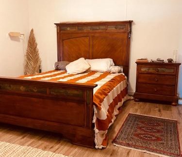 Almont House | Desert Oasis