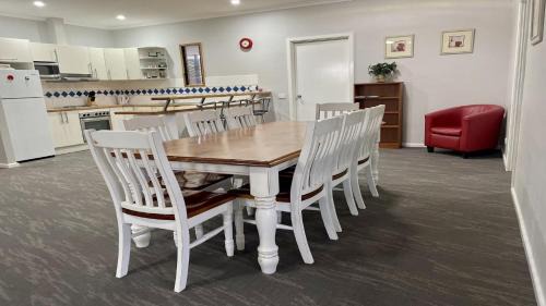 Lake Wangary House | Desert Pea Is The Perfect Haven For Your Dream Holiday On The Eyre Peninsula