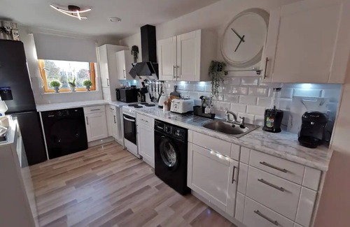 Peterborough House | Designed and decorated in an elegant manner