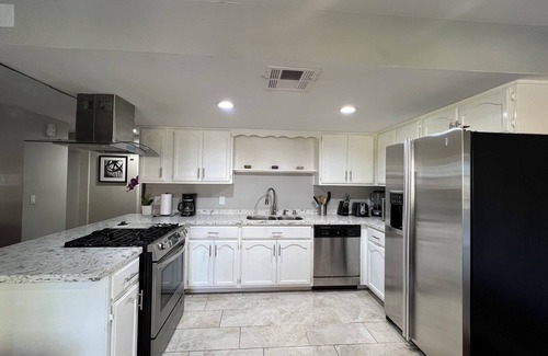 Spring Valley Condo | Designed to ENJOY!. Best Vacation Place Las Vegas Nevada By: Smart Homes