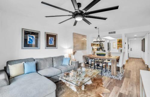 Park Shore House | Designer Furnished and Views